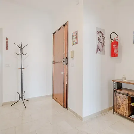 Guesthost - Santa Rita Apartment *