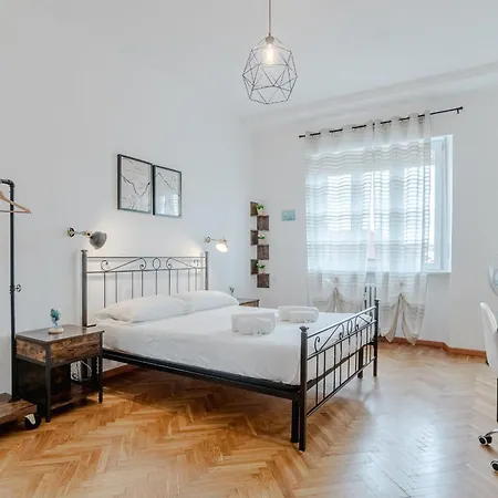 Guesthost - Santa Rita Apartament Turyn