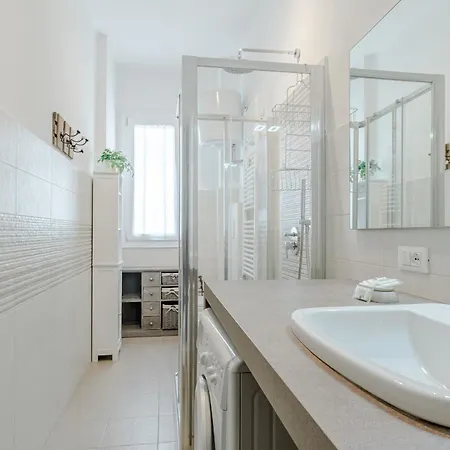 Guesthost - Santa Rita Appartement Turin