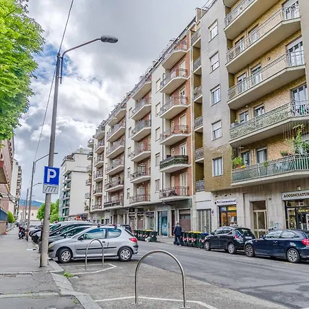 Guesthost - Santa Rita * Turin